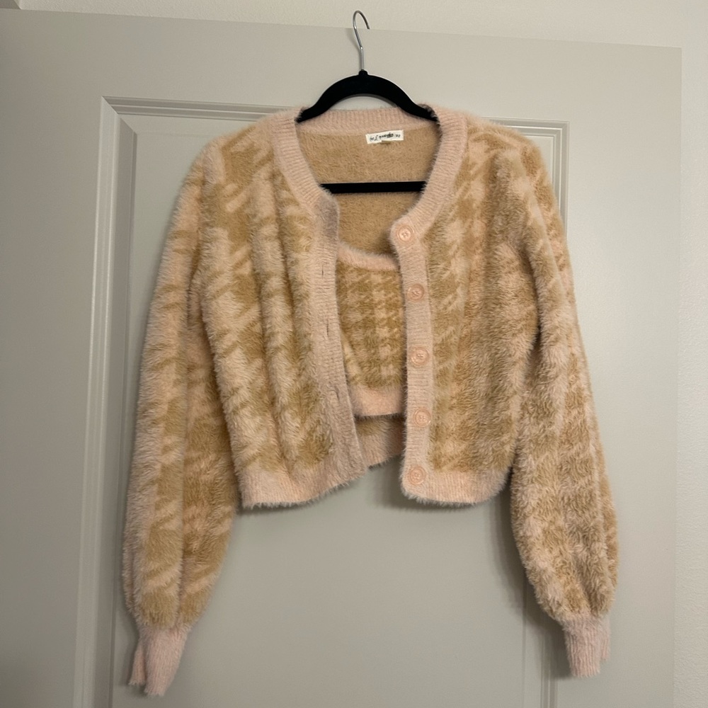 For love and lemons Cher Cardigan and tank set